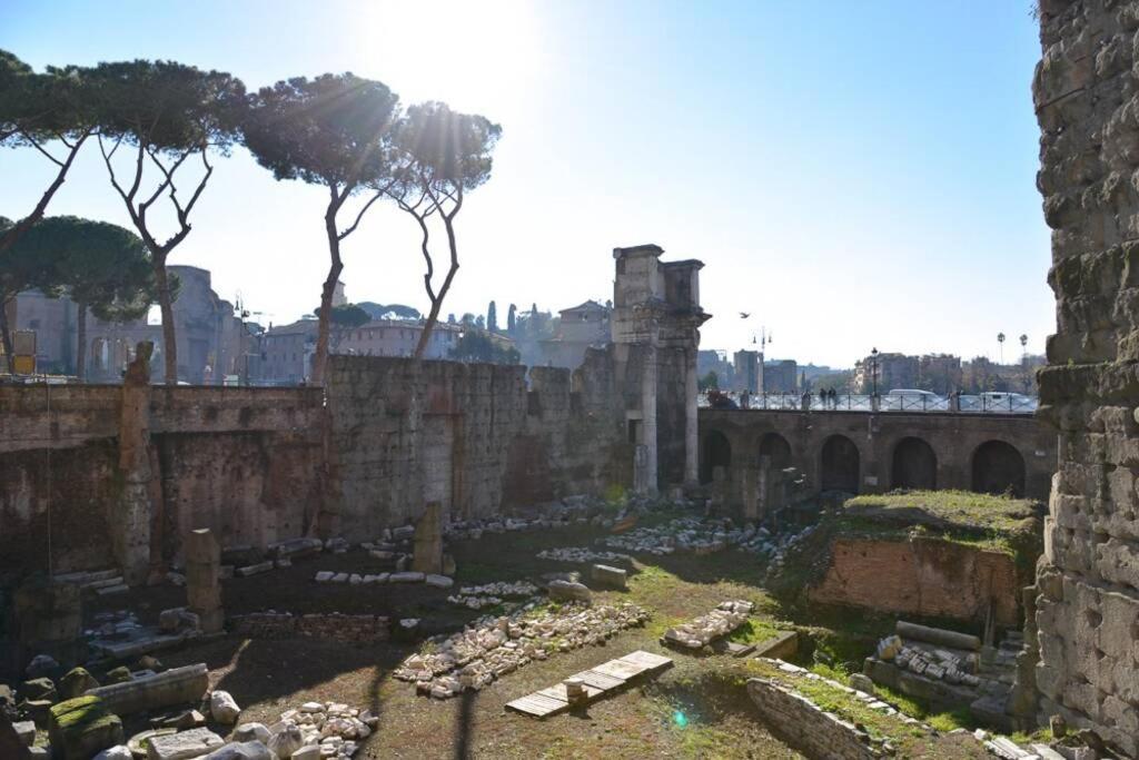 Ibernesi - Charming Apartment At The Roman Forums Exteriör bild