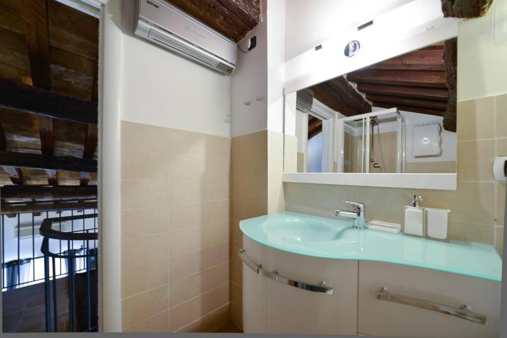 Ibernesi - Charming Apartment At The Roman Forums Exteriör bild