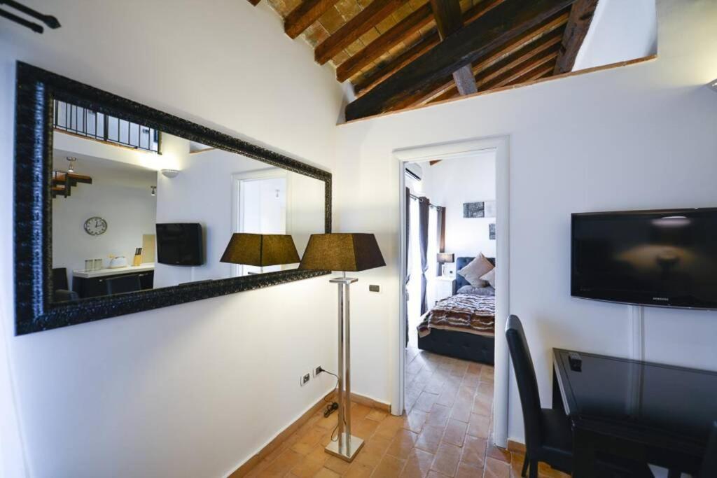 Ibernesi - Charming Apartment At The Roman Forums Exteriör bild