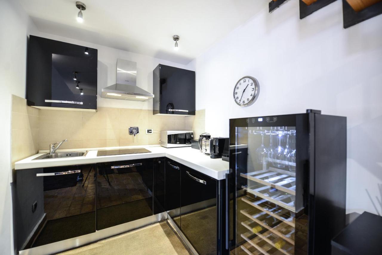 Ibernesi - Charming Apartment At The Roman Forums Exteriör bild